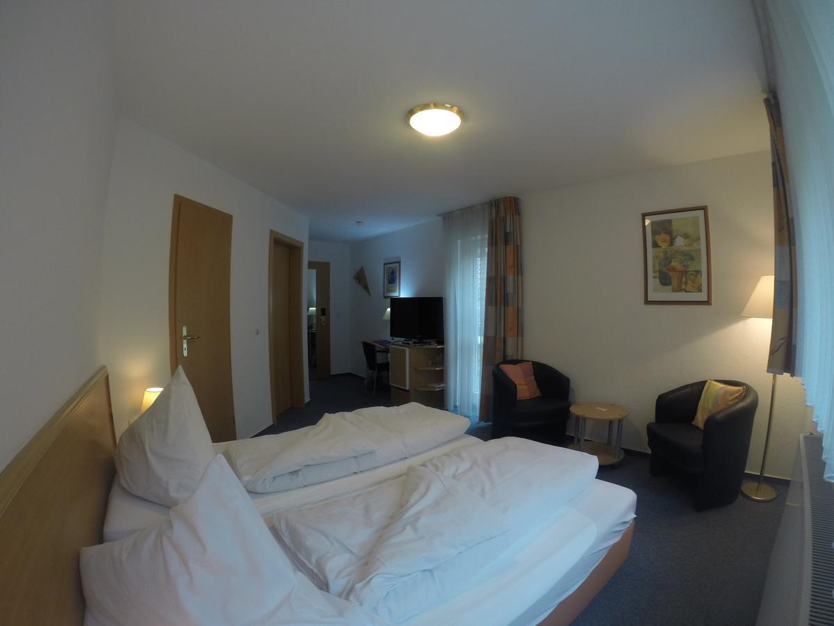 Hotel Wasserfall Garni Oberndorf am Neckar ภายนอก รูปภาพ