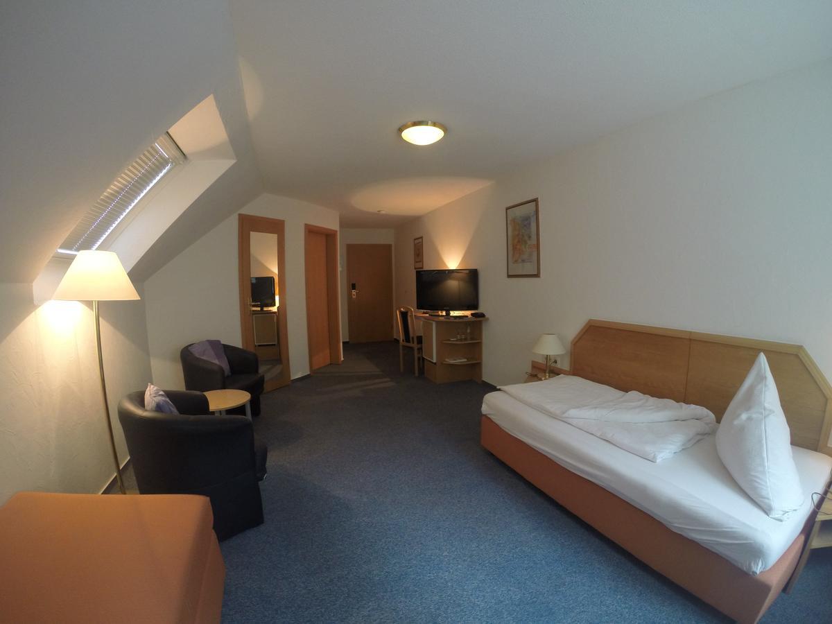 Hotel Wasserfall Garni Oberndorf am Neckar ภายนอก รูปภาพ
